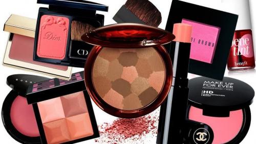 Стойкие тени для жирных век. Лучшие стойкие палетки теней для век