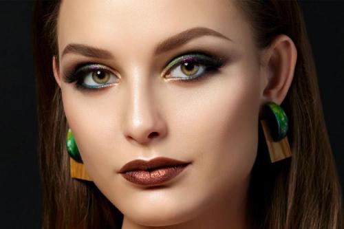 Макияж для зеленых глаз 2020. Макияж для зеленых глаз: пошаговые уроки (60 фото)