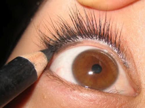 Стиль Анджелины Джоли: Как создать макияж, который идеально подходит для вас 28