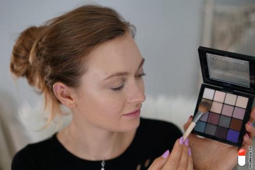 Как создать макияж под анджелину Джоли для ежедневного использования. Звезды показывают: макияж в стиле Анджелины Джоли