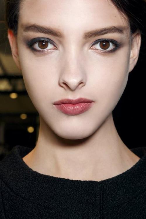 Какие бывают тени для глаз и как правильно их использовать. Как правильно подбирать оттенки теней?