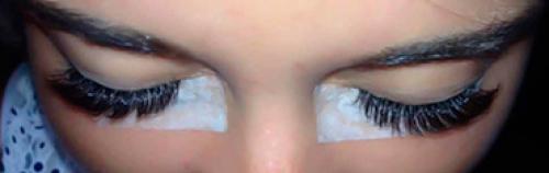 Как снять нарощенные ресницы дома маслом. Можно ли снять нарощенные ресницы маслом и какие средства использовать