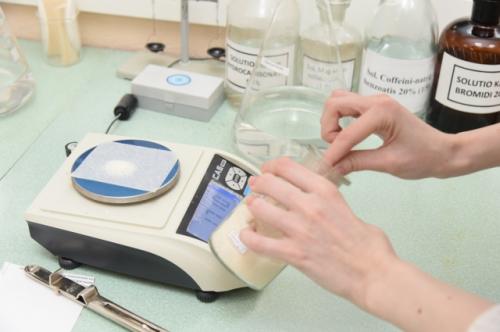 Какое лекарство от COVID-19 было обнаружено в Китае