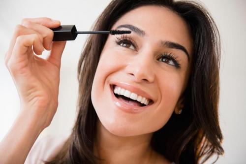 Накрасить ресницы: 9 способов сделать глаза более выразительными 23 Накрасить ресницы: 9 способов сделать глаза более выразительными 23