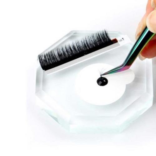 Какие виды клея наиболее опасны для глаз