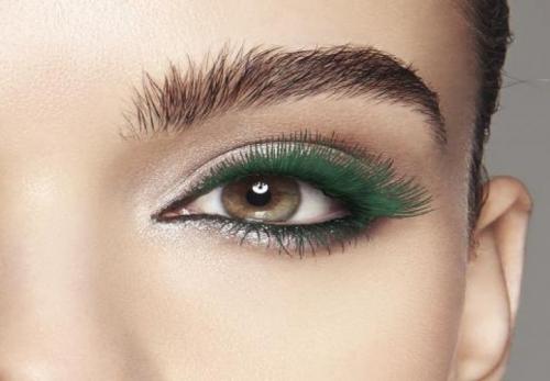 Накрасить ресницы: 9 способов сделать глаза более выразительными 12 Накрасить ресницы: 9 способов сделать глаза более выразительными 12