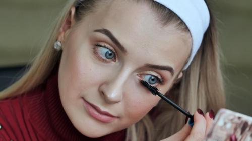 Накрасить ресницы: 9 способов сделать глаза более выразительными 27 Накрасить ресницы: 9 способов сделать глаза более выразительными 27