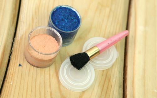 Как сделать тени из мела. Как сделать тени для век своими руками (2 способа)