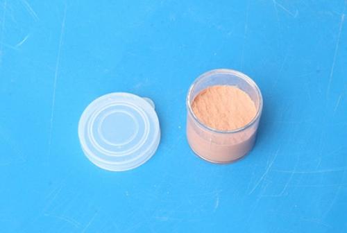 Как сделать тени из мела. Как сделать тени для век своими руками (2 способа)