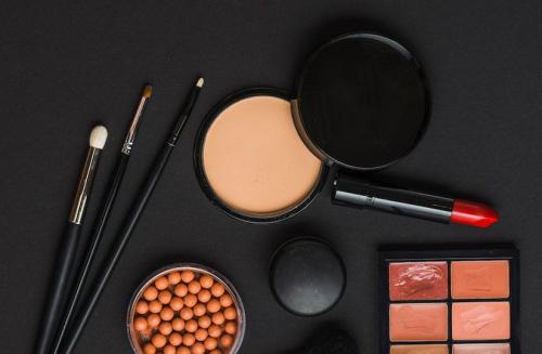 10 секретов пышных и густых ресниц. Длинные пышные ресницы без наращивания: что наносить и как ухаживать