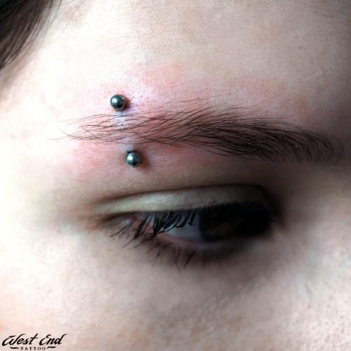 Татуаж бровей последствия. Последствия перманентного макияжа