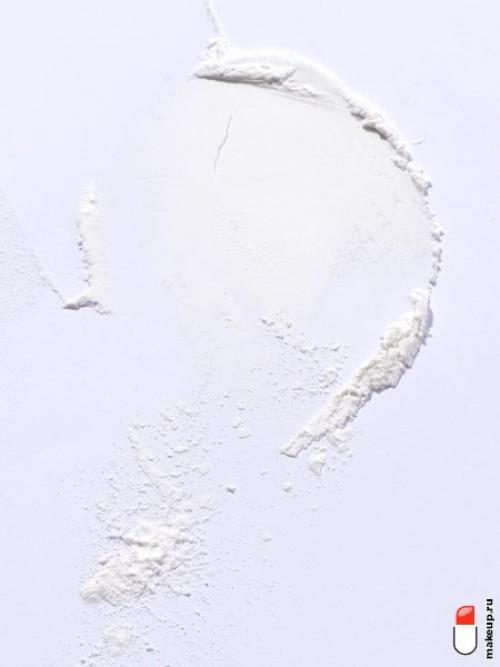 Фиксирующая пудра для лица. Рассыпчатая пудра для лица: обзор лучших и отзывы