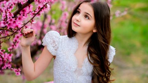 Каре-зеленые глаза редкость. Можно ли определить, какой цвет глаз будет у ребенка?