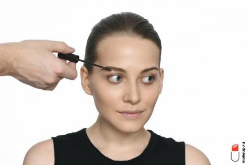 Как накраситься для особых случаев. Быстрый макияж: как накраситься за пару минут?