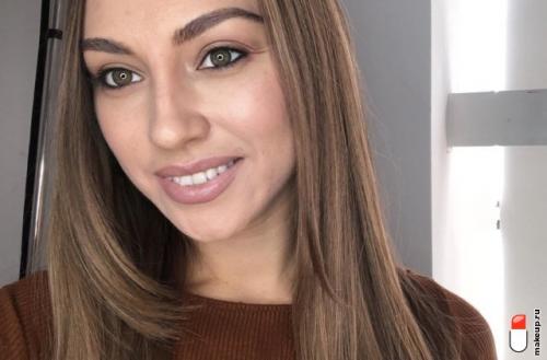 Какие инструменты нужны для применения теней Maybelline New York. Личный опыт: жидкая подводка и карандаш для глаз от Maybelline New York