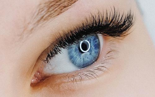 После наращивания ресниц: как узнать, что они испортились 02