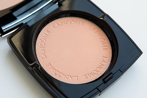 11 лучших рассыпчатых пудр для лица. GOSH Mineral Powder 17