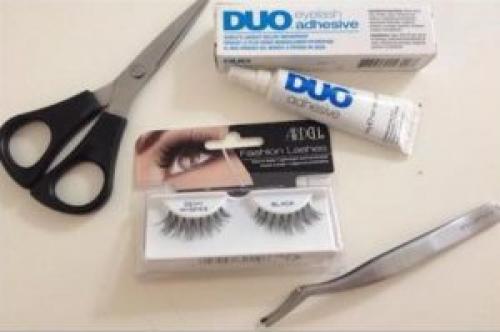 Лайфхак, как наклеить ресницы. Как правильно клеить накладные ресницы: пошаговые рекомендации