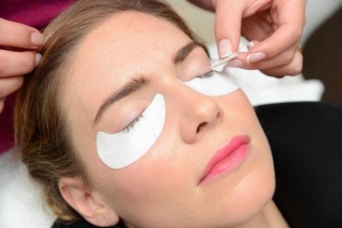 Как клеить пучковые ресницы самой себе. Технология наклеивания