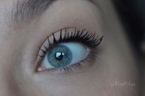 Каковы основные особенности Maybelline Color Tattoo 24HR Creamy Mattes. Обзор новинок Maybelline: тени color tattoo 24hr Creamy Mattes, карандаш для бровей Satin Brow и тушь The Falsies Push-up Drama