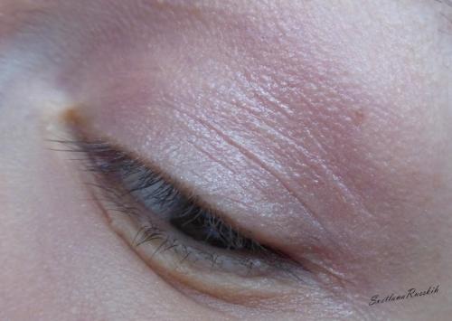 Color Tattoo Eyeshadow Collection. Maybelline Color Tattoo 24 HR # 65 Pink Gold, 05 Eternal Gold  87 Mauve Crush