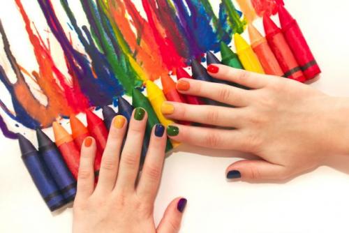 Какой цвет лучше на коротких ногтях. Как выбрать лак для коротких ногтей: 5 главных правил