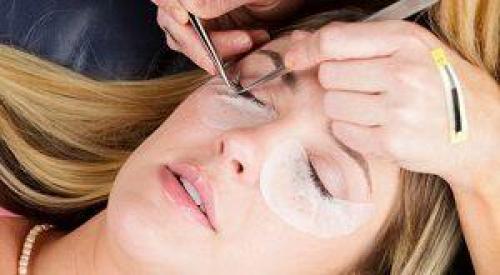 Клей при наращивании ресниц попал в глаза. Почему слезятся глаза во время наращивания ресниц 02 Клей при наращивании ресниц попал в глаза. Почему слезятся глаза во время наращивания ресниц 02