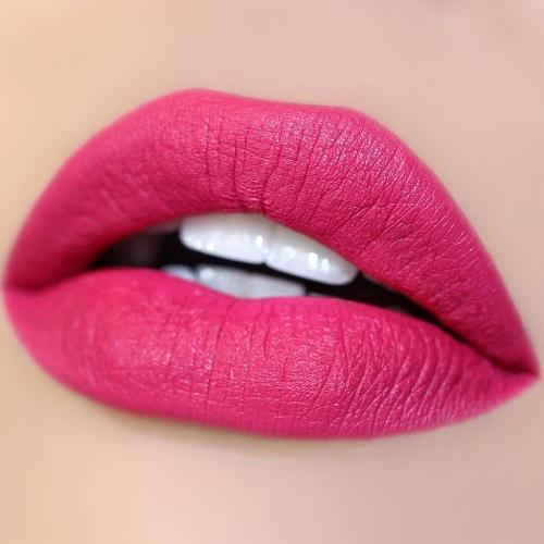 Губные помады с кисточкой: удобство и эффектность в одном 02