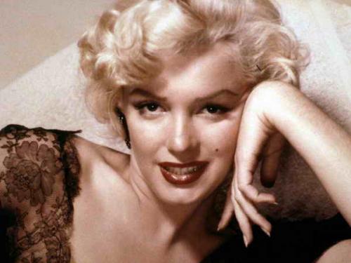 3 секрета привлекательности Мэрилин Монро. 8 правил «первого взгляда» 04