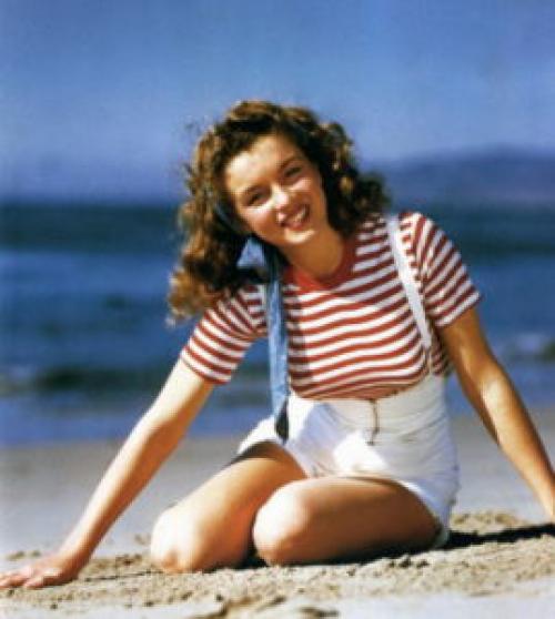 Прическа, как у Мерлин Монро кому подойдет. Стрижка, как у Мерлин Монро: схема создания 02 Прическа, как у Мерлин Монро кому подойдет. Стрижка, как у Мерлин Монро: схема создания 02