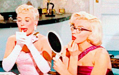 8 бьюти-секретов визажиста Мэрилин Монро. 8 секретов визажиста Мэрилин Монро, которые обычную девушку превратили в икону стиля 07