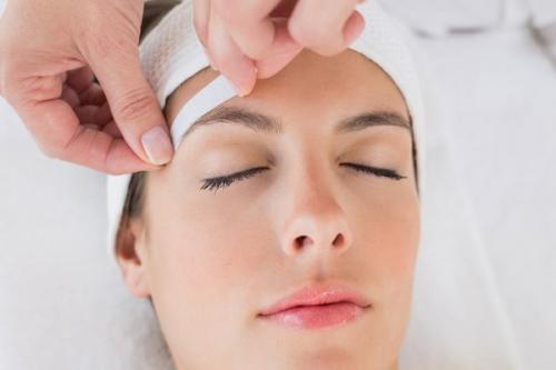 Укладка бровей воском. Воск для бровей. Как пользоваться, какой купить, коррекция и покраска