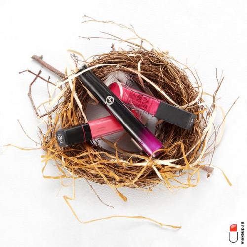 Какие типы помад и блесков можно наносить с помощью кисти. Популярные средства для макияжа губ