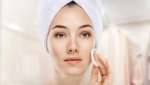 Мицеллярная вода и тоник разница. Мицеллярная вода и тоник: в чём разница