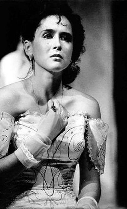 Первая Любовь Евгения Миронова. Евгений Миронов и его женщины. Брак с Астаховым в Германии