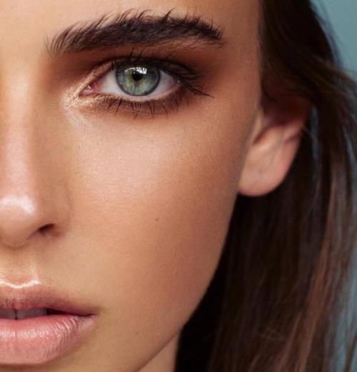 10 ярких идей макияжа для зеленых глаз. 7 самых ярких и модных макияжей для зеленых глаз 28