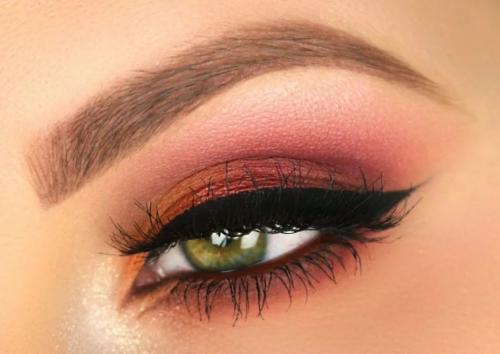 10 ярких идей макияжа для зеленых глаз. 7 самых ярких и модных макияжей для зеленых глаз 35