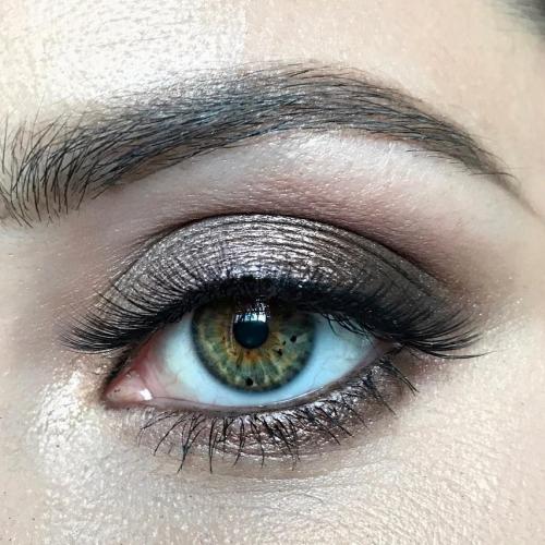 Макияж для зеленых глаз легкий. Макияж для зеленых глаз
