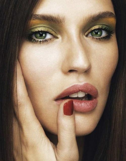 Макияж для зеленых глаз и не только. Макияж для зеленых глаз