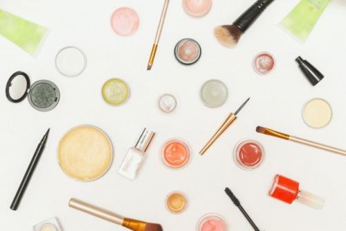 База под макияж для сухой кожи. Хороший вопрос: как подобрать основу под макияж для сухой кожи? 09 База под макияж для сухой кожи. Хороший вопрос: как подобрать основу под макияж для сухой кожи? 09