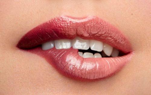 Какие ошибки в макияже могут отбить у мужчин желание флиртовать. 6 фишек женского макияжа, раздражающих мужчин больше всего