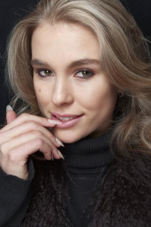 Какие оттенки и текстуры лучше всего подходят для соблазнительного макияжа. Игривое настроение: как сделать сексуальный макияж?