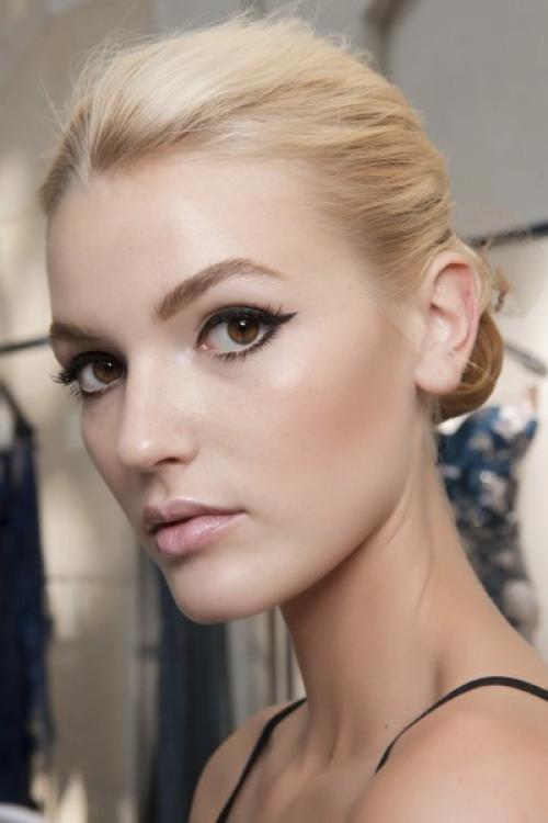 Как совместить макияж с личным стилем, чтобы привлечь внимание. Макияж деловой женщины: как создать?