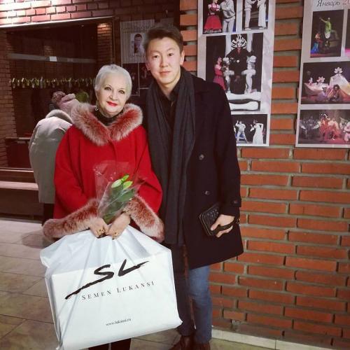 Насколько вероятно, что слухи о свадьбе соответствуют действительности. Семен Луканси женился на известном кинокритике Вере Мусатовой?