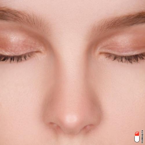 Какие приёмы макияжа помогают визуально уменьшить нос. Курсы моделирования: как сделать контуринг носа?