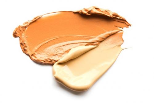 Как приготовить белый тональный крем в домашних условиях. Светлая сторона: как осветлить тональный крем?