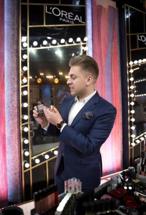 Может ли яркий макияж быть признаком уверенности для мужчин. Для чего нужен мужской макияж?