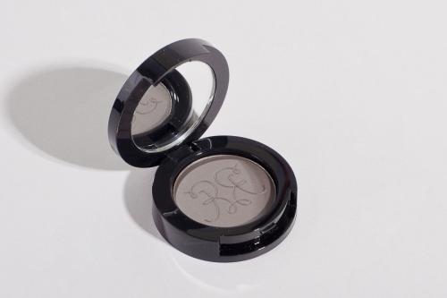 Тени для глаз темные. Основные правила создания 21