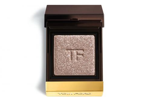 Черные тени однушки. Лучшие пудровые тени-единички: наш выбор