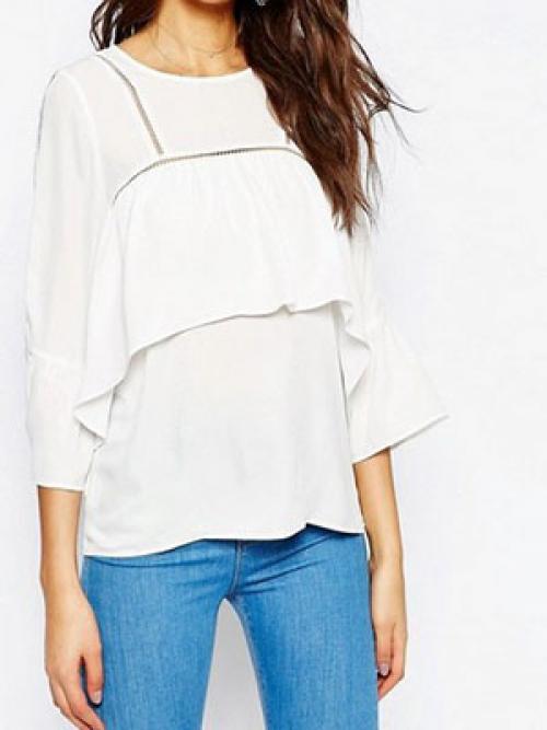 Как сочетать белую блузку с красной юбкой: стильные образы 20